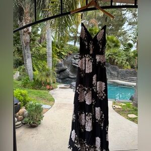Elegant Black Floral Maxi Dress